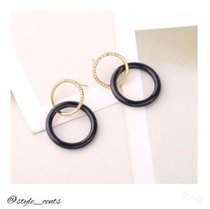 NWT Boutique Black & Gold Double Circle Earrings